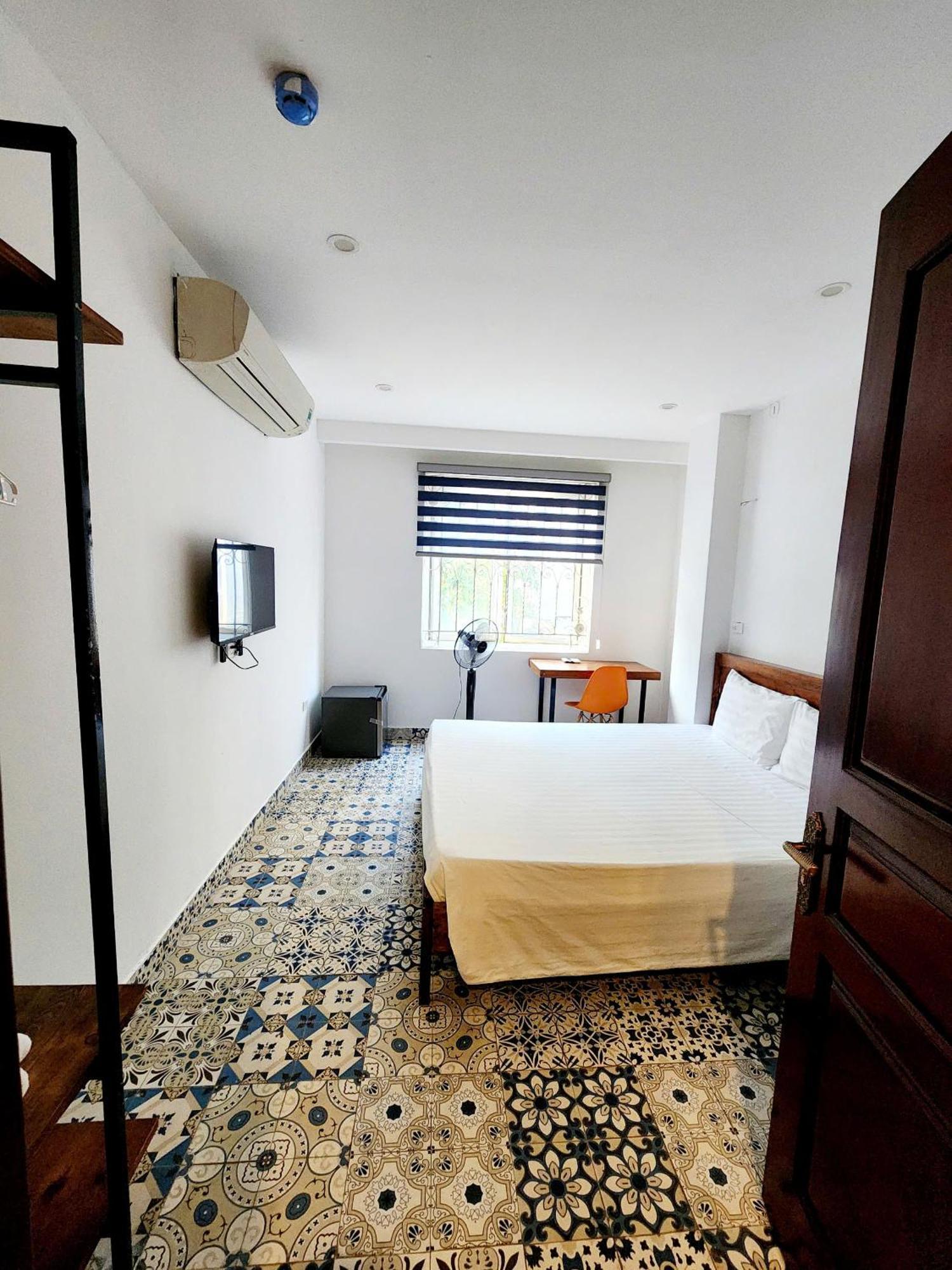 Lakeside House Hanoi Exterior foto