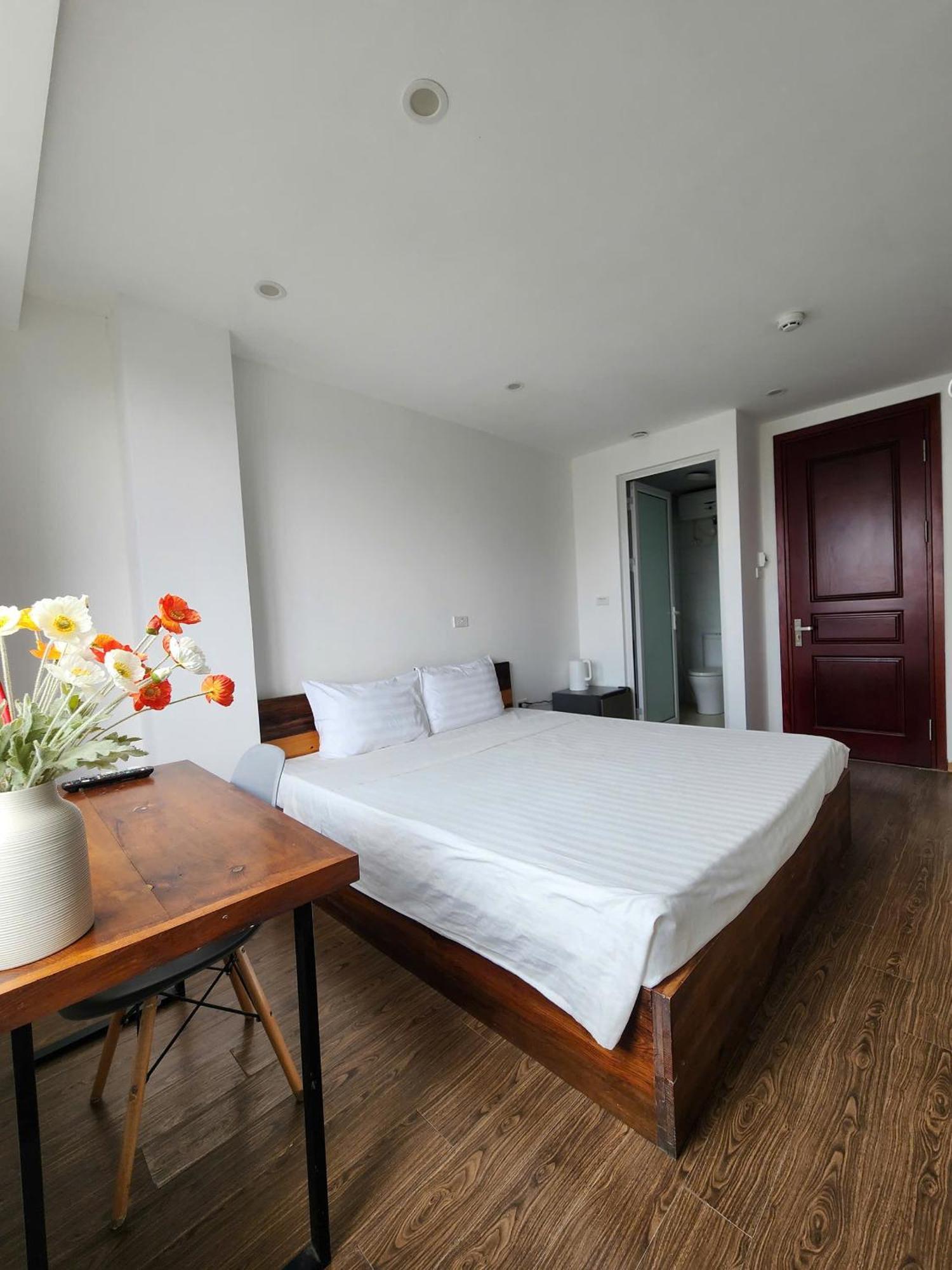 Lakeside House Hanoi Exterior foto