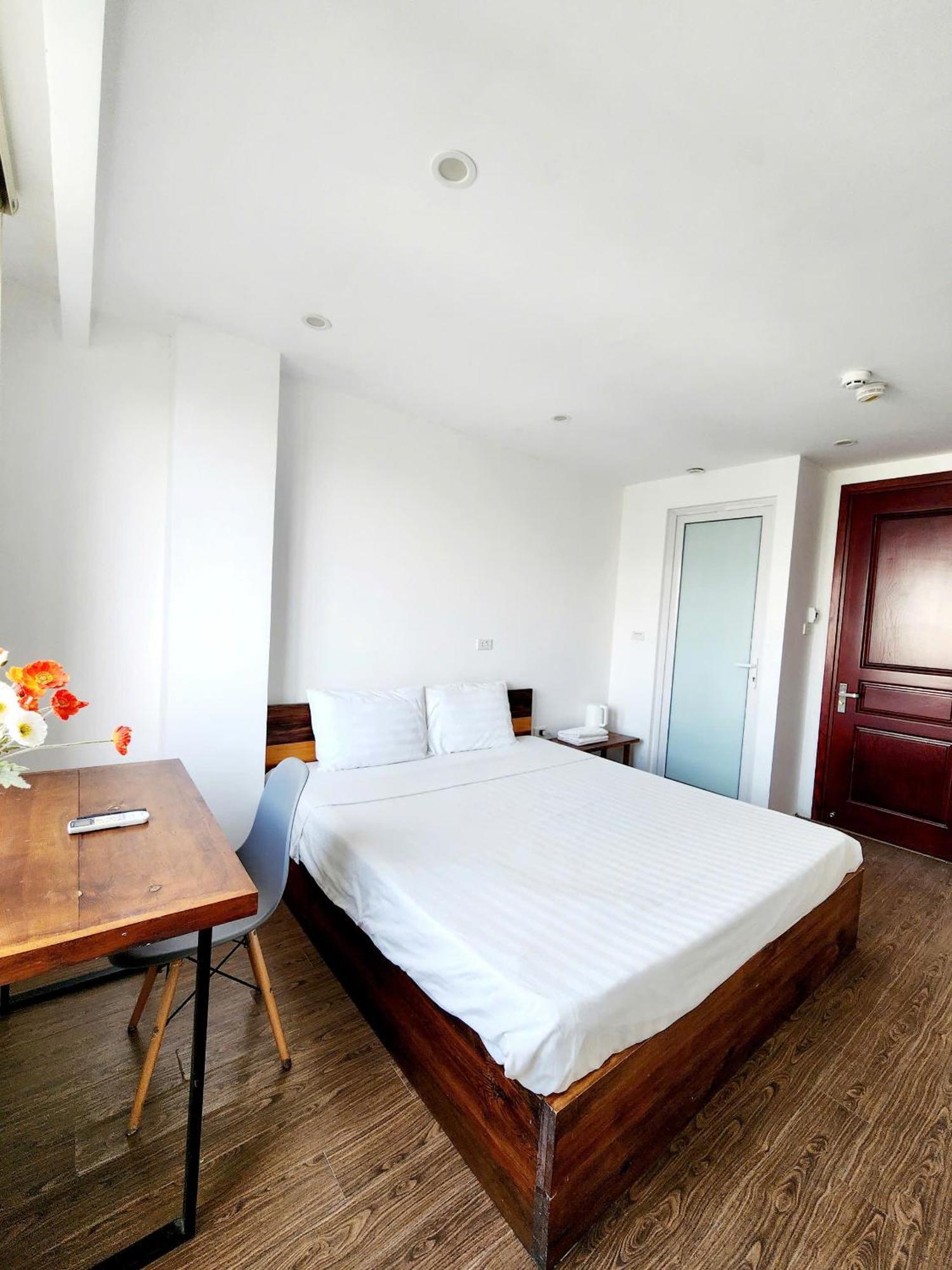Lakeside House Hanoi Exterior foto